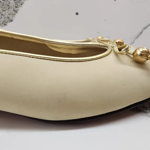 Vintage 80s/90s Ferragamo Ivory Nappa Evening Flats Size 8.5 - Picture 8 of 16